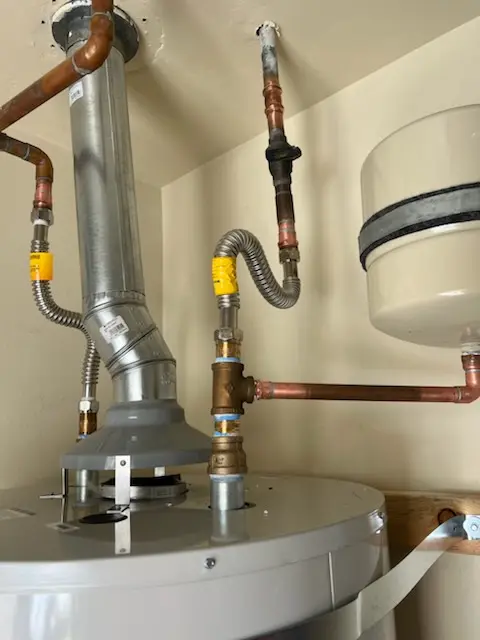 Water heater installation and plumbing repair in Hampton Lake